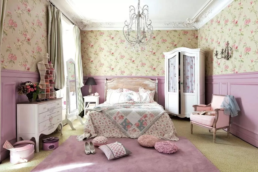 Decor phòng ngủ phong cách Vintage cho phái đẹp với giấy dán tường trang trí đẹp
